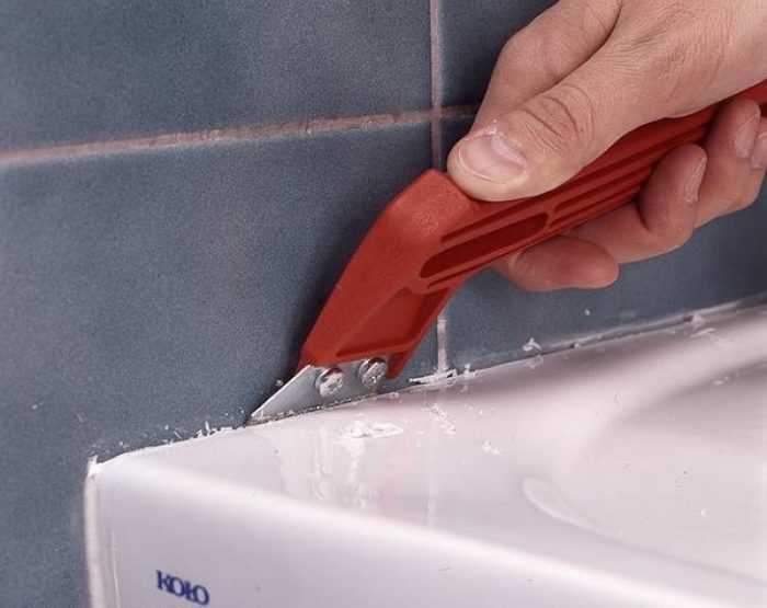 Как убрать силиконовый герметик с ванны из акрила, чугуна или стали