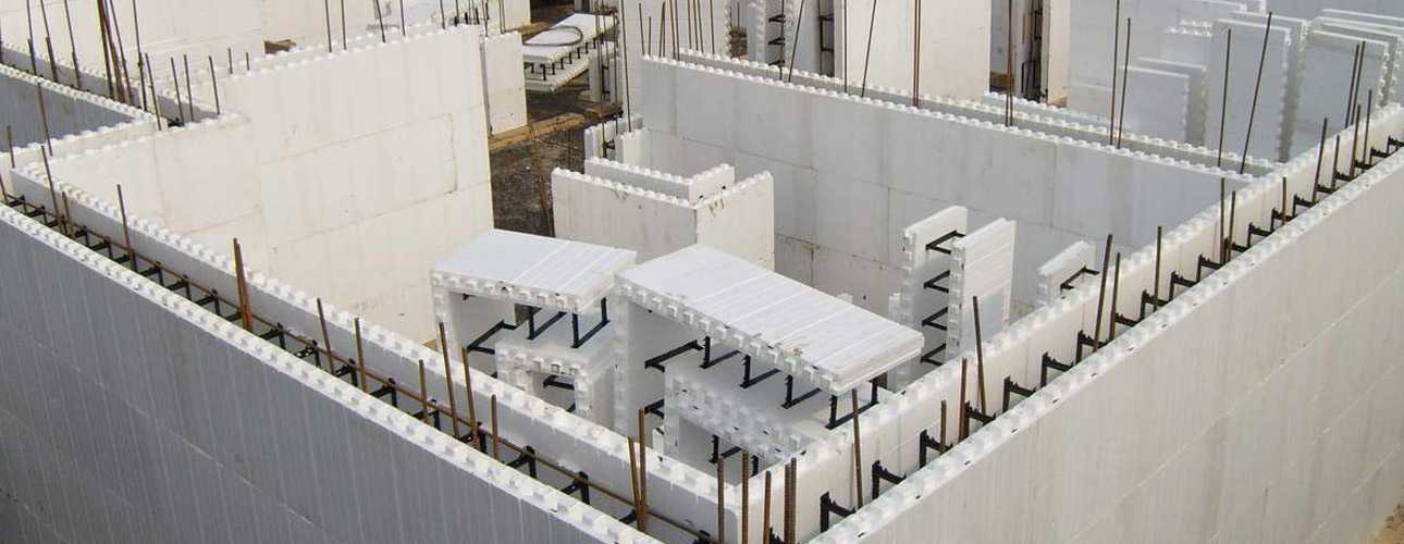 Состав и структура комплексного технологического процесса возведения монолитных бетонных и железобетонных конструкций.