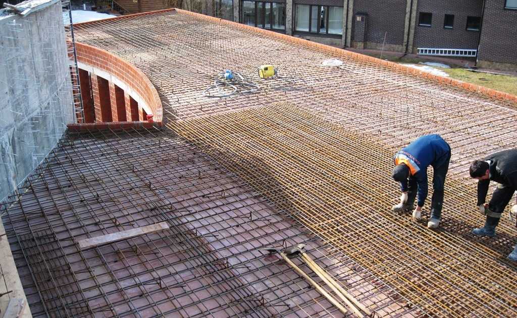Основные строительные процессы при возведении зданий и сооружений из монолитного бетона