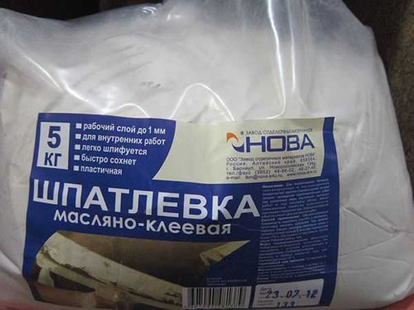 Шпатлёвка масляно-клеевая: описание и технические характеристики, сферы применения, правила нанесения