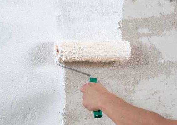 Грунтовка стен перед шпаклевкой — обязательно ли делать