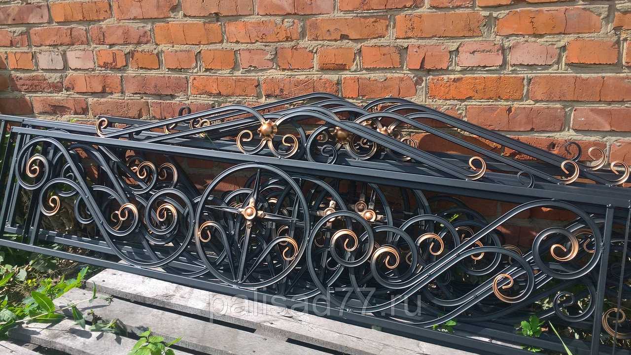 Красивые оградки на кладбище из профтрубы фото